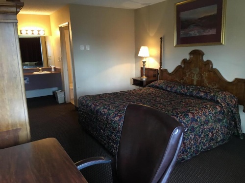 Cedars Inn Lewiston image 10