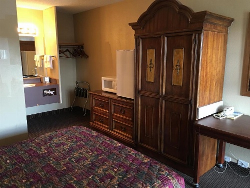 Cedars Inn Lewiston image 8