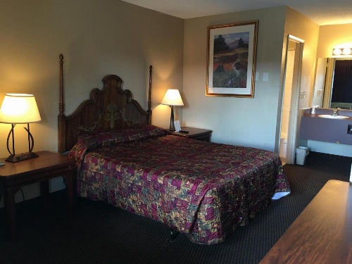 Cedars Inn Lewiston image 9